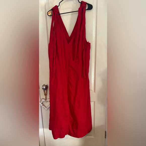 🎉 Host Pick 🎉 COS Bow Detail Linen Midi Dress - Picture 3 of 13